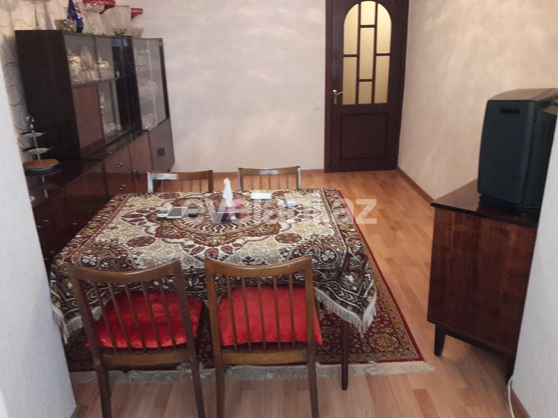 Sale, old building, 2 room, 55 m², Elmlar Akademiyası m.