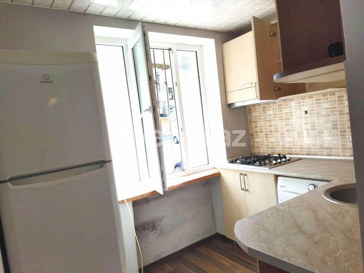 Satılır, köhnə tikili, 2 otaqlı, 41 m², Nəriman Nərimanov m.