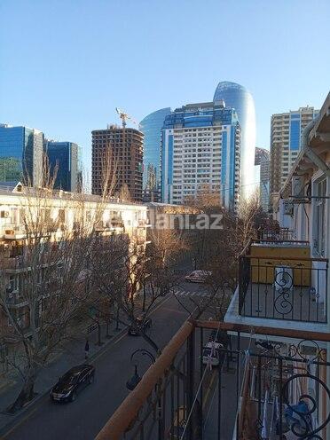 Сдаётся, вторичка, 2-комнаты, 45 m², 28 мая m.