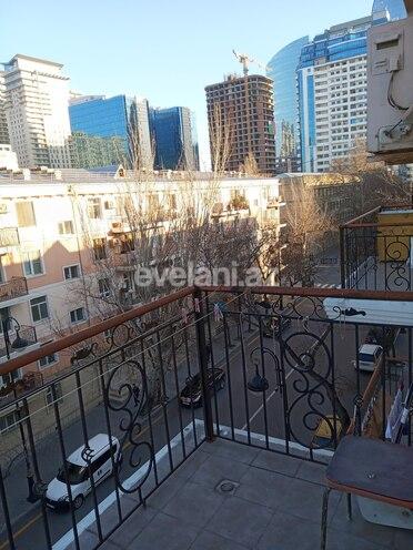 Сдаётся, вторичка, 2-комнаты, 45 m², 28 мая m.