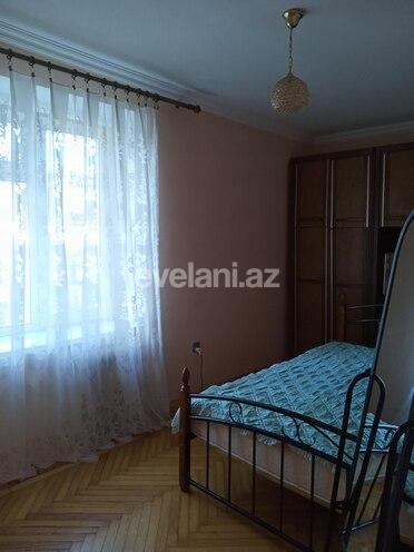 Сдаётся, вторичка, 2-комнаты, 45 m², 28 мая m.