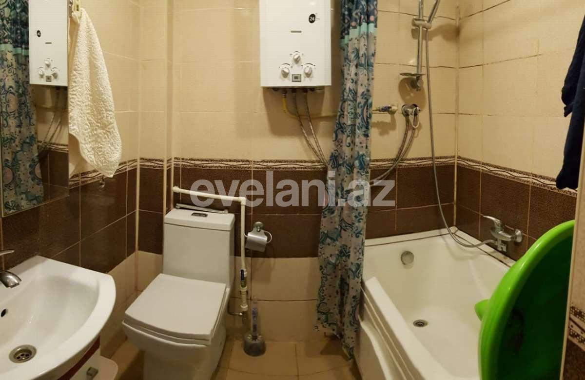 Satılır, köhnə tikili, 2 otaqlı, 60 m², Qara Qarayev m.