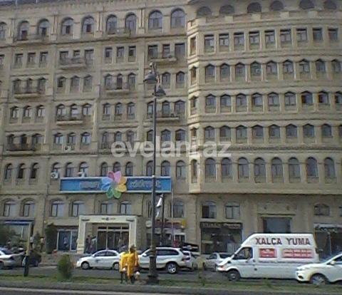 Sale, office, 6 room, 515.3 m², Shah Ismail Khatai m.