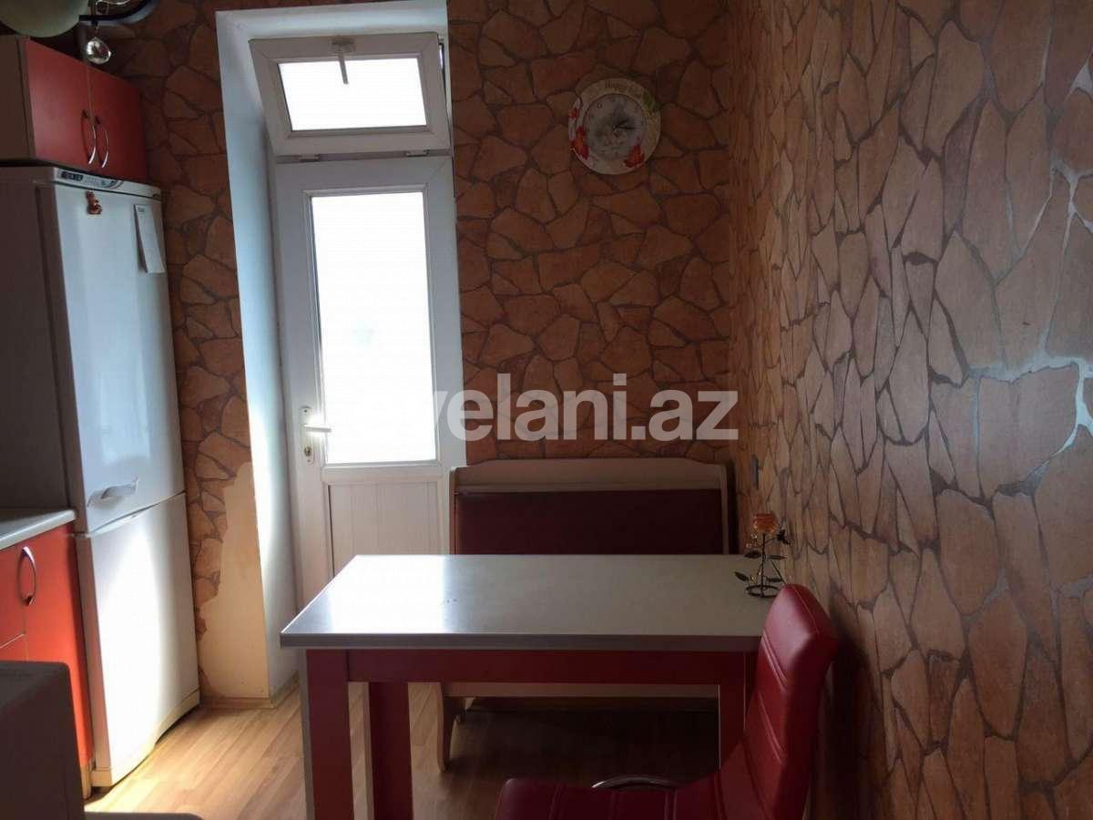 Sale, old building, 3 room, 99 m², Elmlar Akademiyası m.