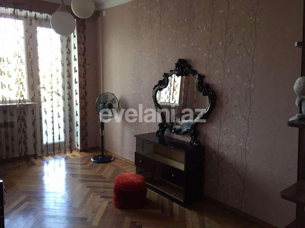 Sale, old building, 3 room, 99 m², Elmlar Akademiyası m.