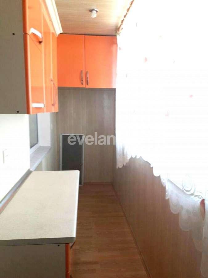 Satılır, köhnə tikili, 3 otaqlı, 60 m², Avtovağzal m.