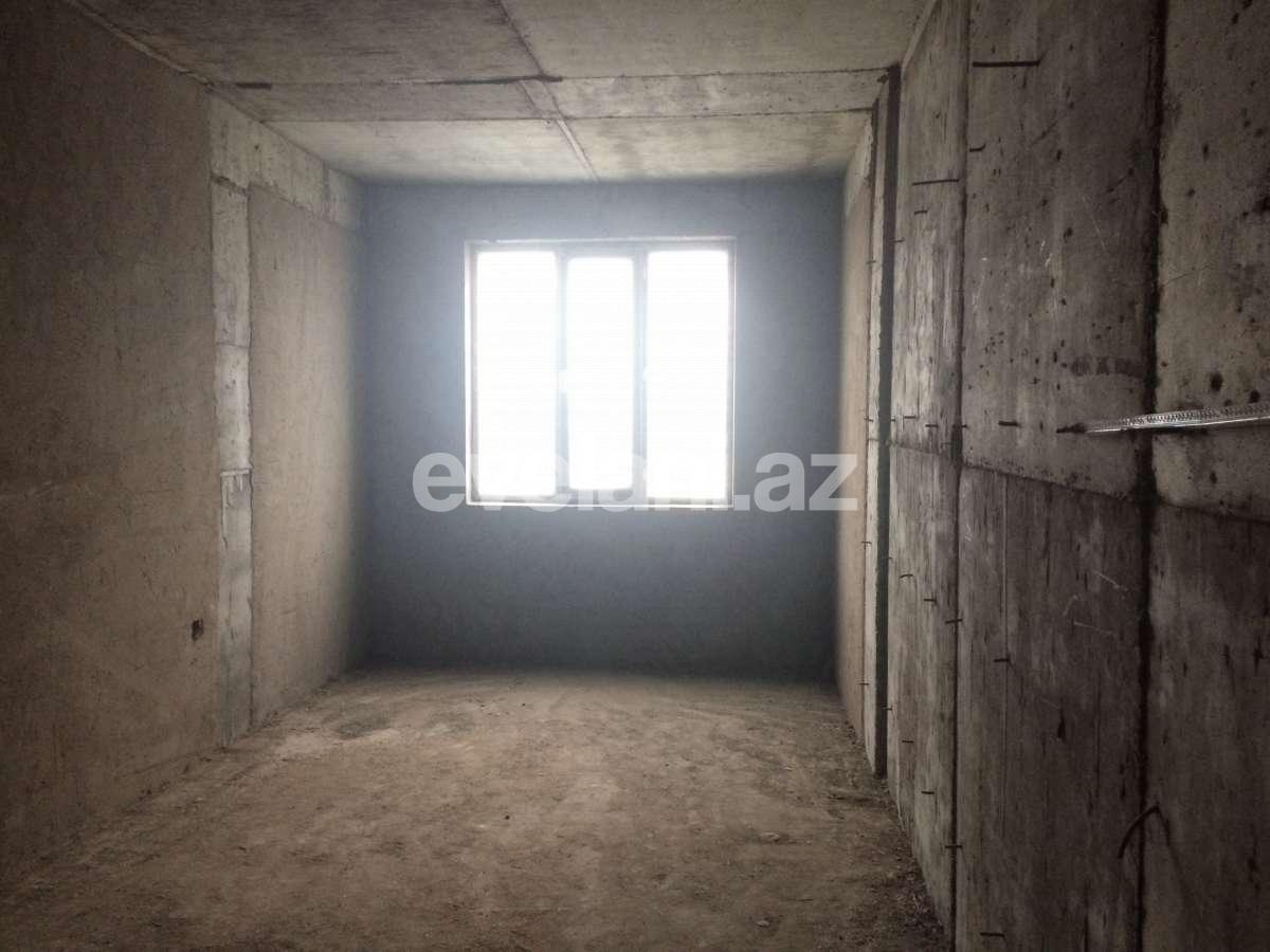 Satılır, yeni tikili, 4 otaqlı, 126 m², 28 may m.