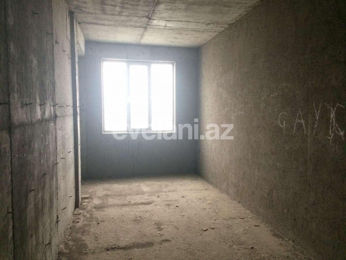 Satılır, yeni tikili, 4 otaqlı, 126 m², 28 may m.