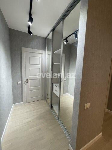 Satılır, yeni tikili, 4 otaqlı, 200 m², 28 may m.