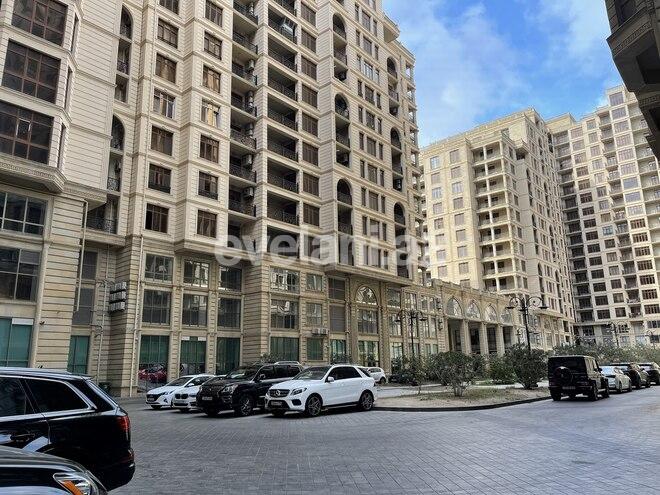 Satılır, yeni tikili, 4 otaqlı, 200 m², 28 may m.