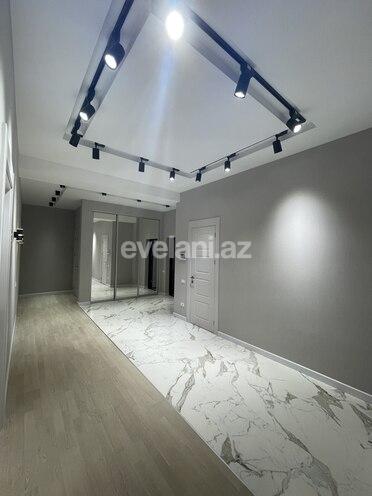 Satılır, yeni tikili, 4 otaqlı, 200 m², 28 may m.