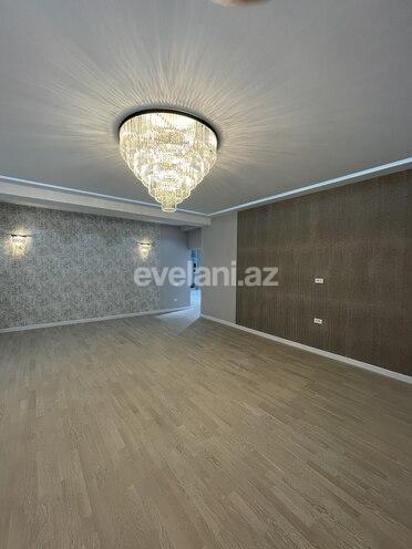 Satılır, yeni tikili, 4 otaqlı, 200 m², 28 may m.