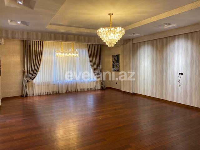 Satılır, yeni tikili, 4 otaqlı, 200 m², 28 may m.