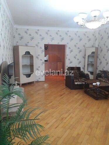 Сдаётся, новостройка, 3-комнаты, 135 m², 8 Ноябрь m.