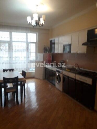 Сдаётся, новостройка, 3-комнаты, 135 m², 8 Ноябрь m.