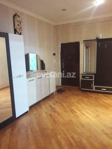 Сдаётся, новостройка, 3-комнаты, 135 m², 8 Ноябрь m.