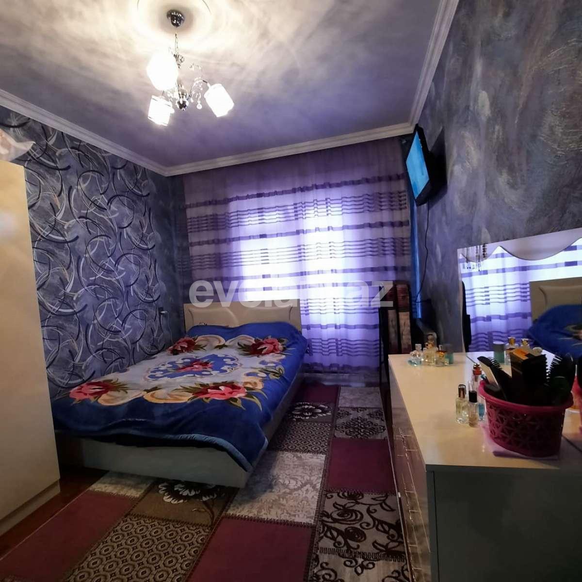 Sale, old building, 2 room, 60 m², Yeni Guneshli d.