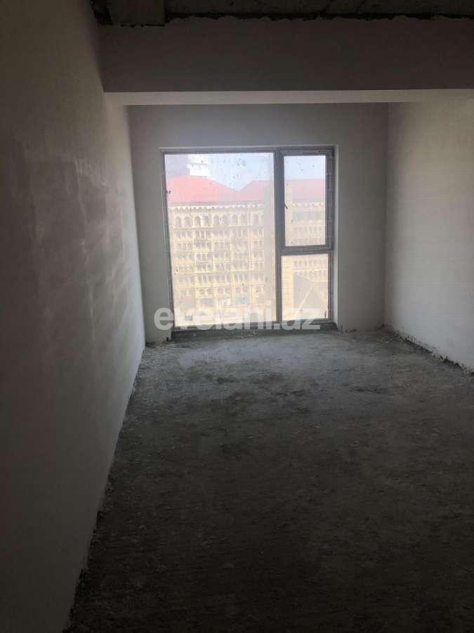 Satılır, yeni tikili, 4 otaqlı, 181 m², Şah İsmayıl Xətai m.