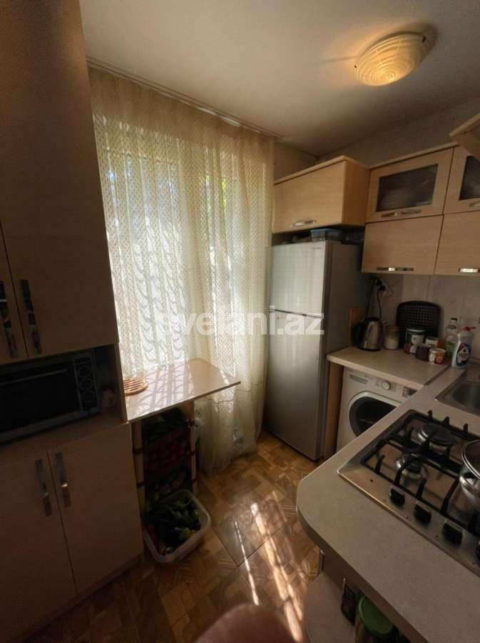 Satılır, köhnə tikili, 3 otaqlı, 70 m², Nəriman Nərimanov m.