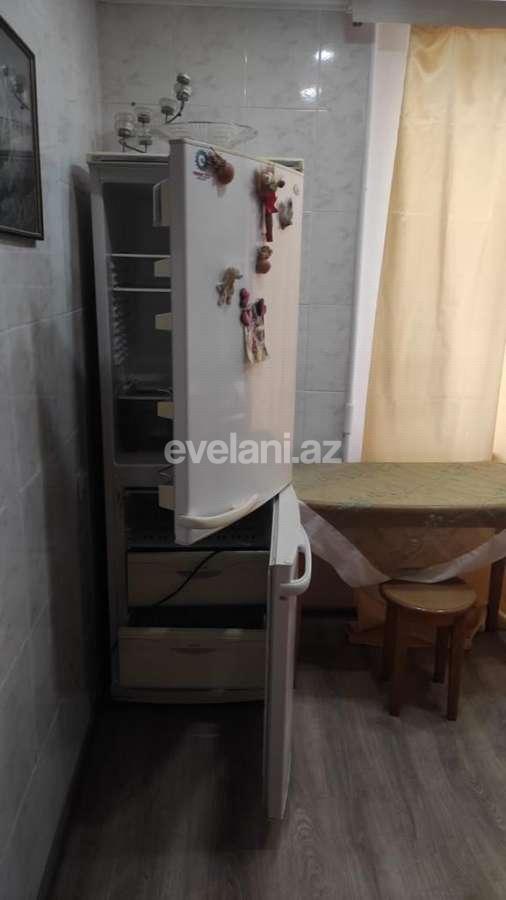 Kirayə verilir, köhnə tikili, 2 otaqlı, 60 m², Elmlər Akademiyası m.