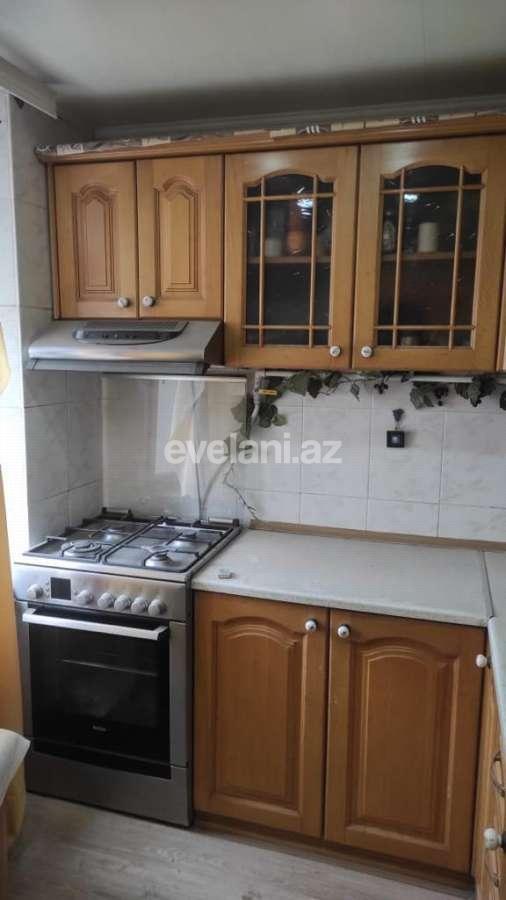 Kirayə verilir, köhnə tikili, 2 otaqlı, 60 m², Elmlər Akademiyası m.