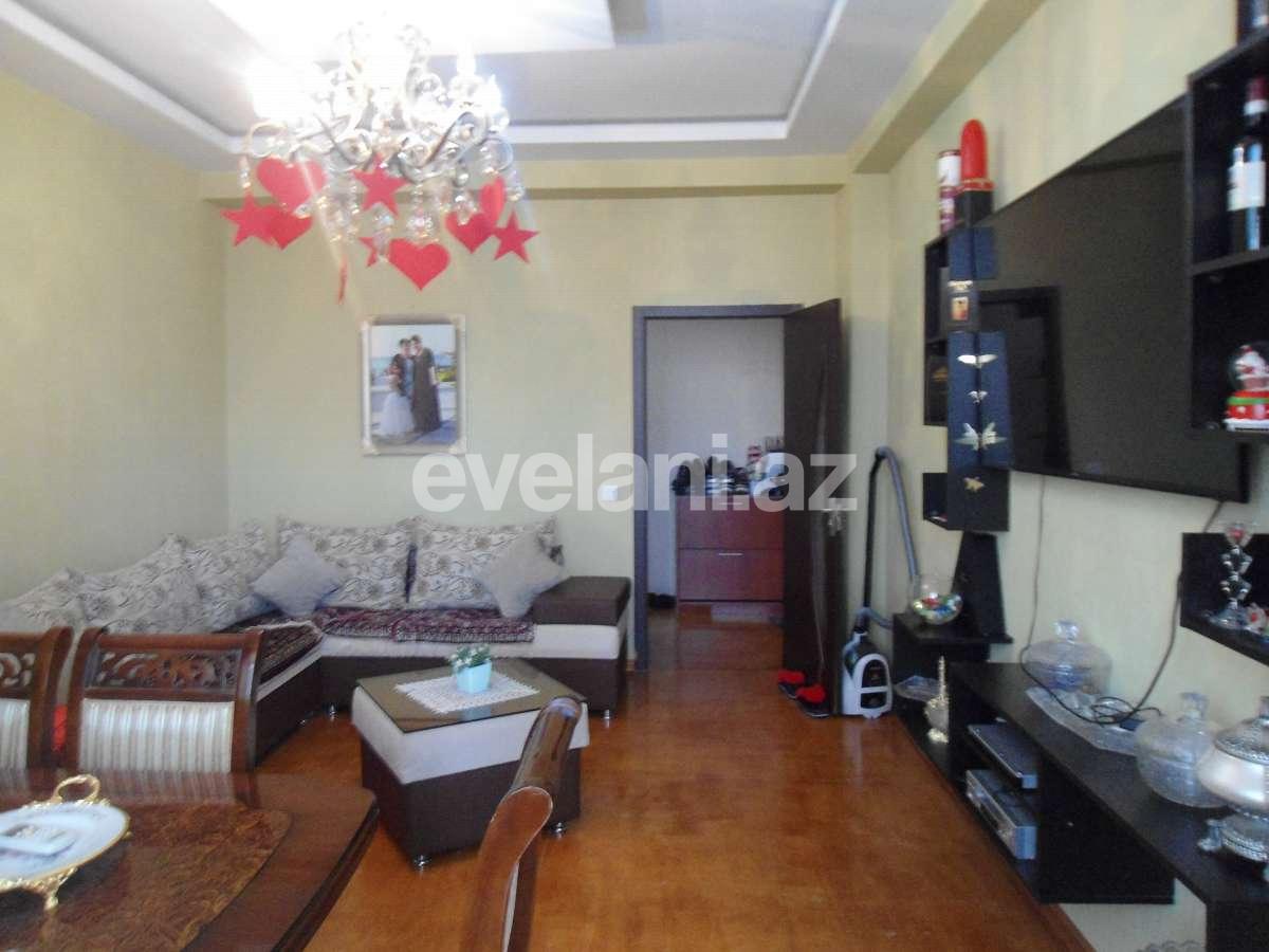 Satılır, yeni tikili, 2 otaqlı, 80 m², İnşaatçılar m.