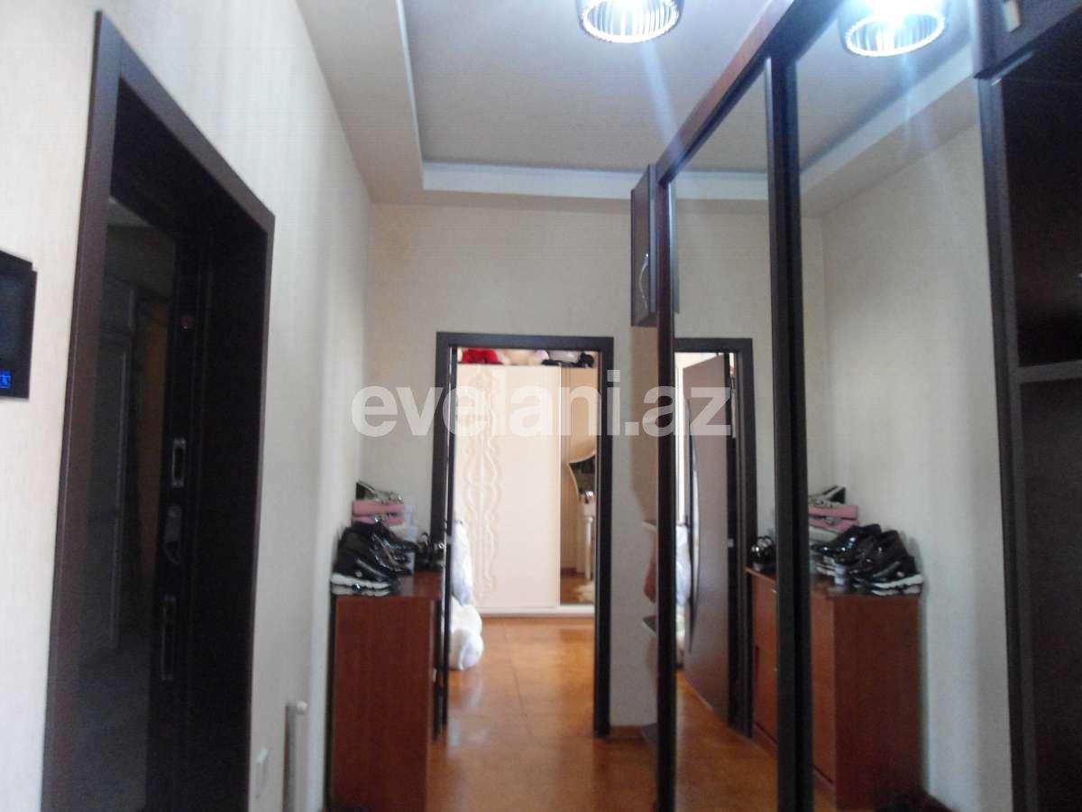 Satılır, yeni tikili, 2 otaqlı, 80 m², İnşaatçılar m.