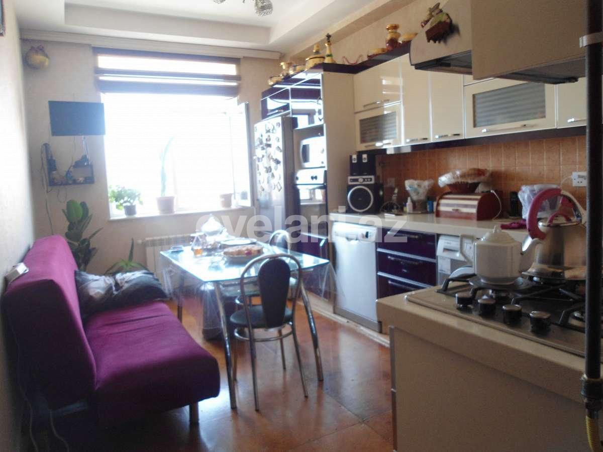 Satılır, yeni tikili, 2 otaqlı, 80 m², İnşaatçılar m.