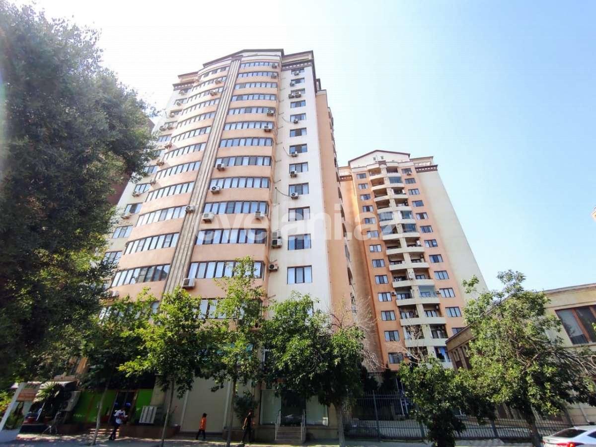 Satılır, yeni tikili, 3 otaqlı, 130 m², Şah İsmayıl Xətai m.