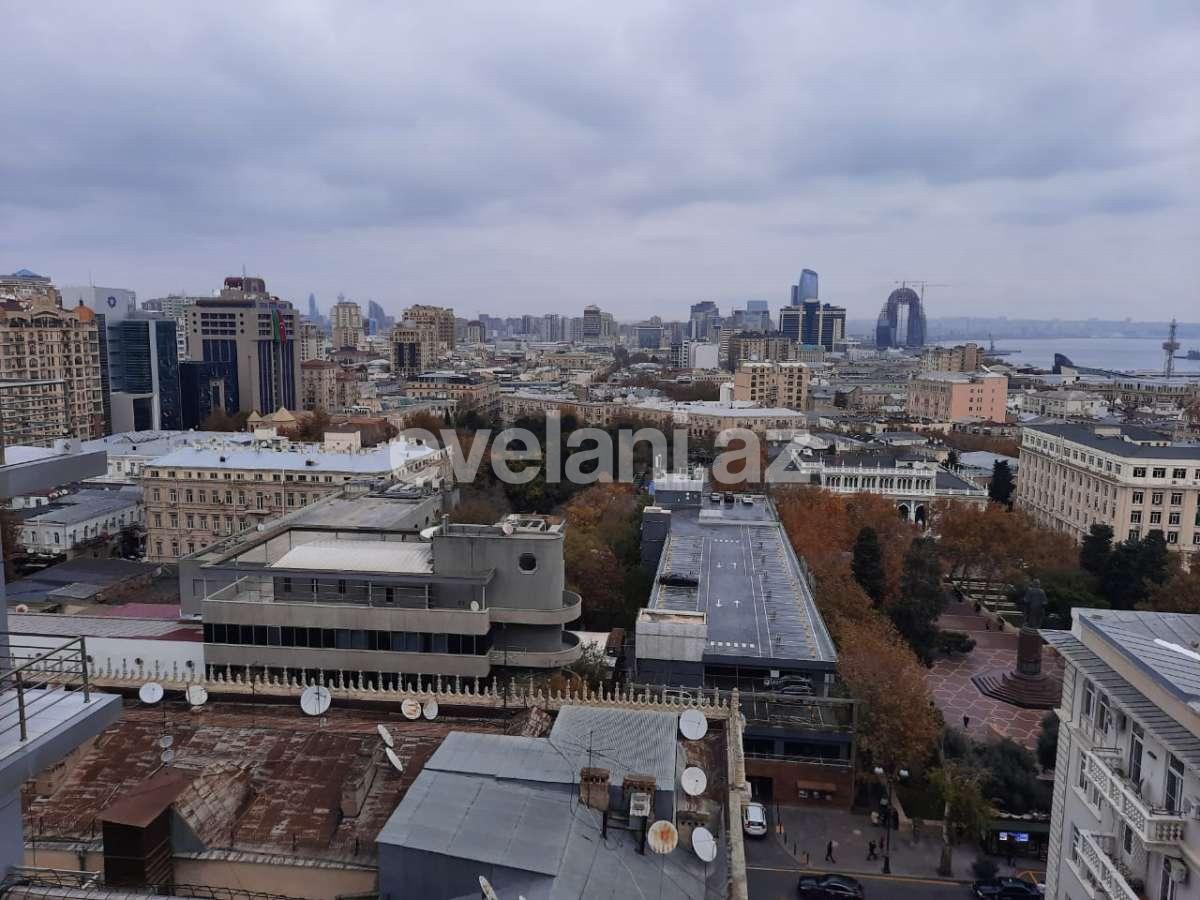 Rent, new building, 3 room, 155 m², Icheri Sheher m.