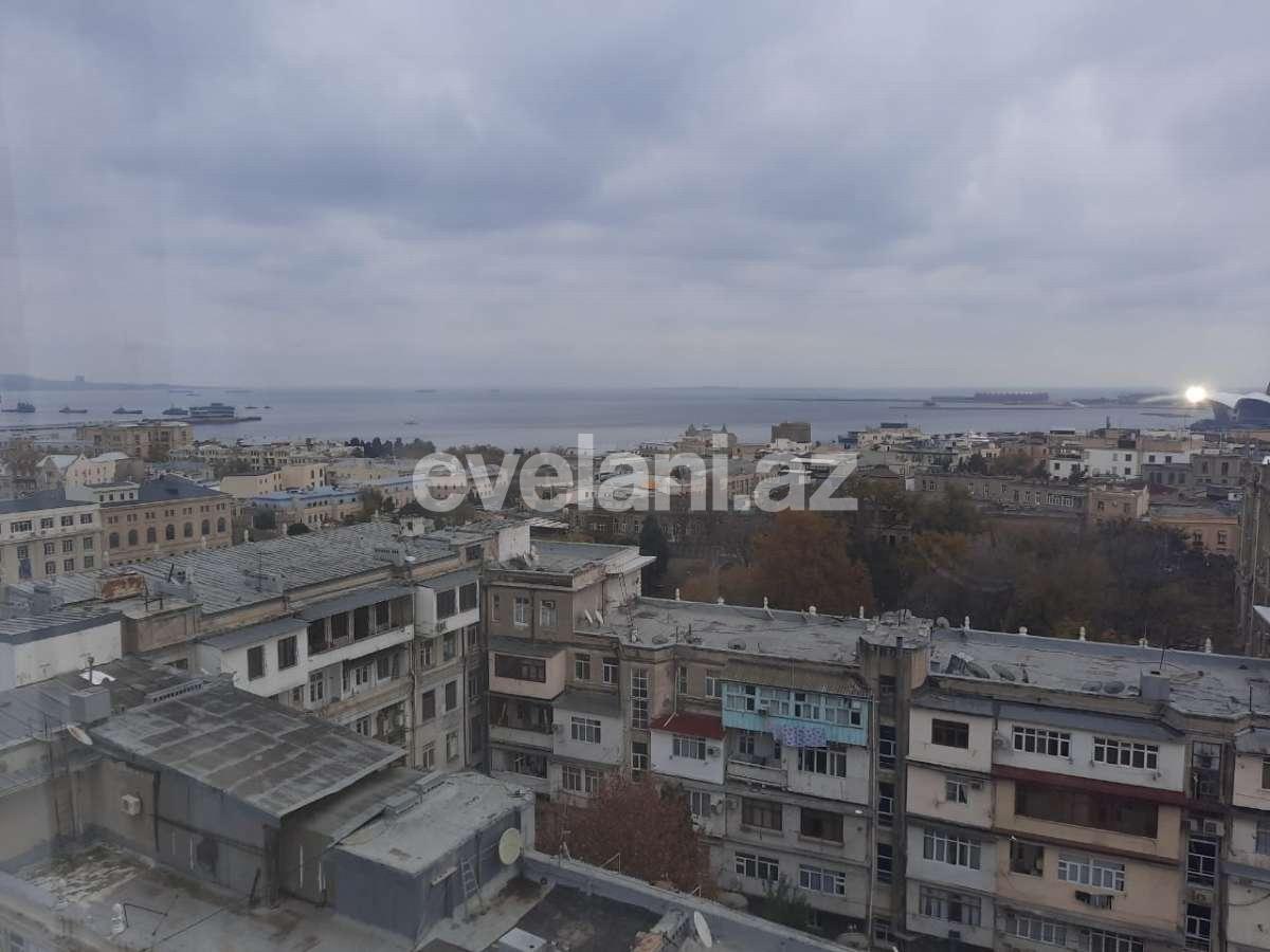 Rent, new building, 3 room, 155 m², Icheri Sheher m.