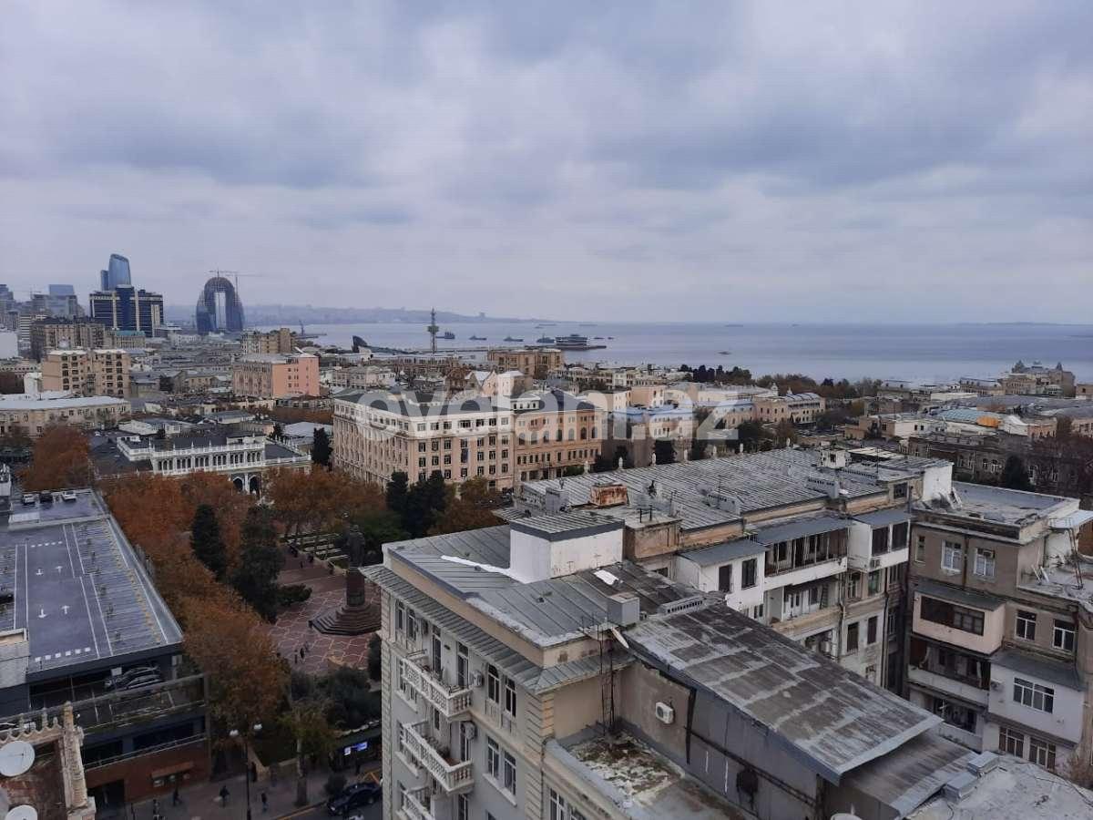 Rent, new building, 3 room, 155 m², Icheri Sheher m.