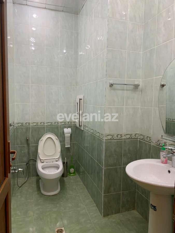 Kirayə verilir, yeni tikili, 3 otaqlı, 130 m², 28 may m.