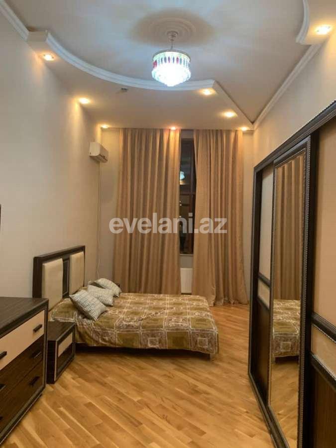 Kirayə verilir, yeni tikili, 3 otaqlı, 130 m², 28 may m.