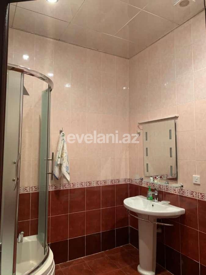 Kirayə verilir, yeni tikili, 3 otaqlı, 130 m², 28 may m.