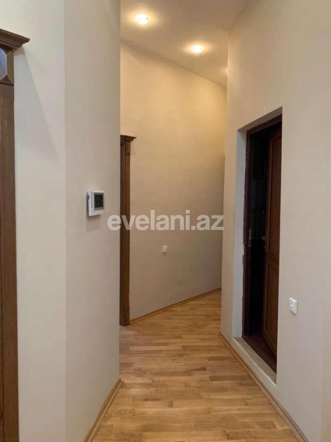 Kirayə verilir, yeni tikili, 3 otaqlı, 130 m², 28 may m.