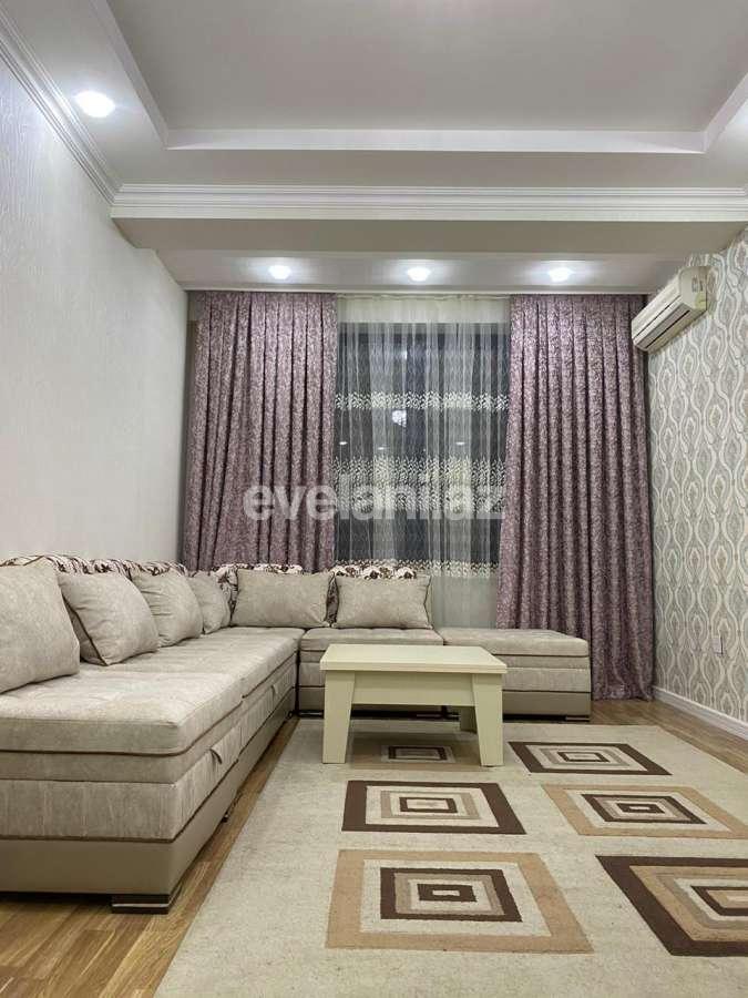 Sale, new building, 2 room, 82 m², Khalglar Doslugu m.