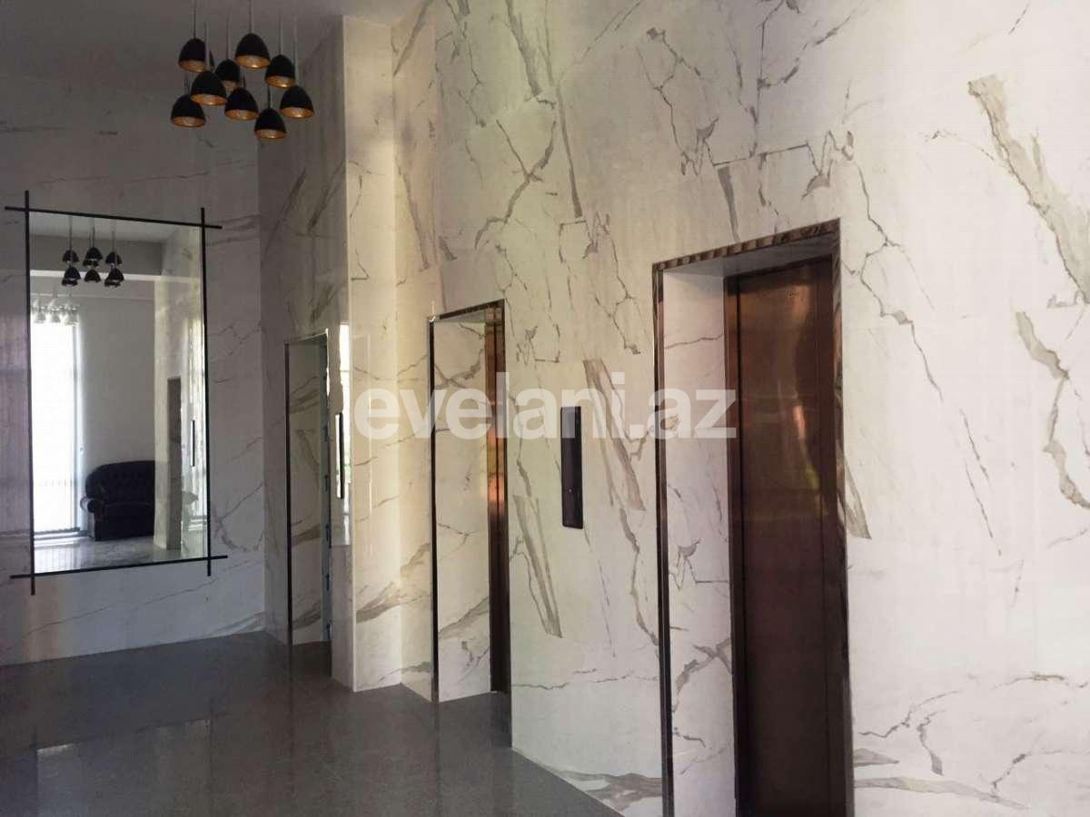 Satılır, yeni tikili, 3 otaqlı, 138 m², İnşaatçılar m.