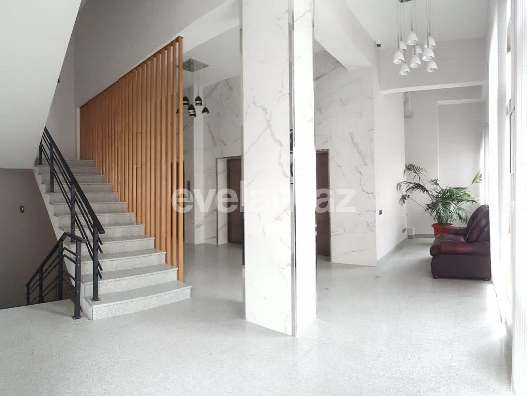 Satılır, yeni tikili, 3 otaqlı, 138 m², İnşaatçılar m.