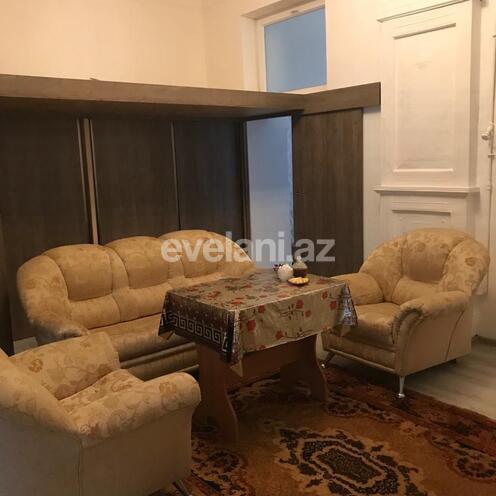 Kirayə verilir, köhnə tikili, 2 otaqlı, 60 m², Sahil m.