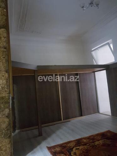 Kirayə verilir, köhnə tikili, 2 otaqlı, 60 m², Sahil m.