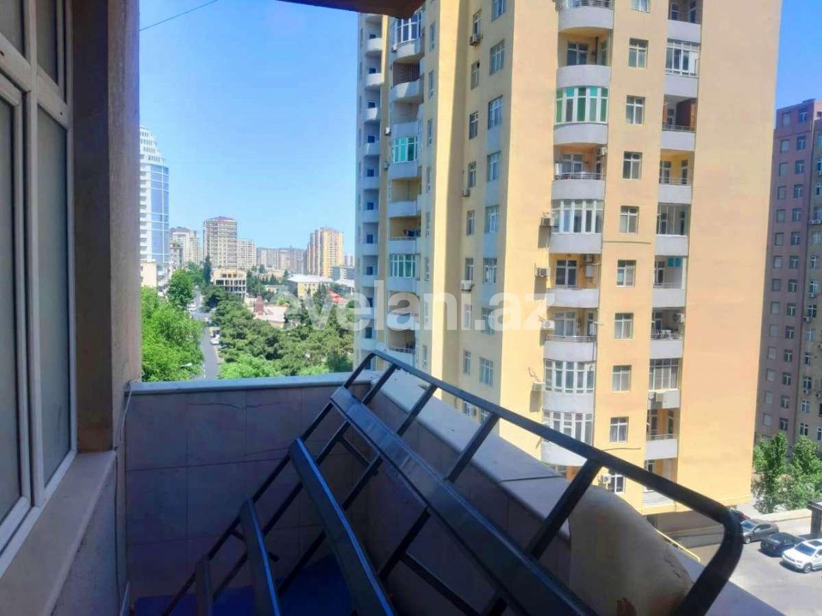 Satılır, yeni tikili, 4 otaqlı, 181 m², Elmlər Akademiyası m.