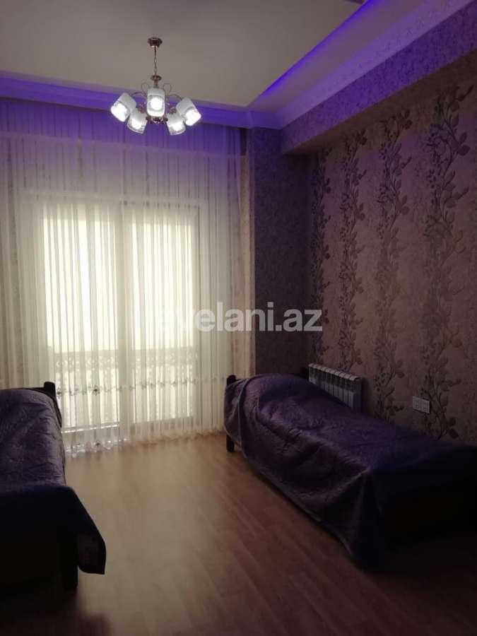 Сдаётся, новостройка, 3-комнаты, 131 m², Ясамальский r.