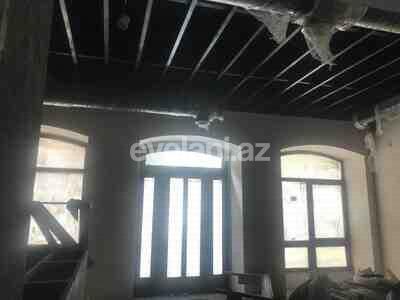 Kirayə verilir, obyekt, 200 m², Səbail r.