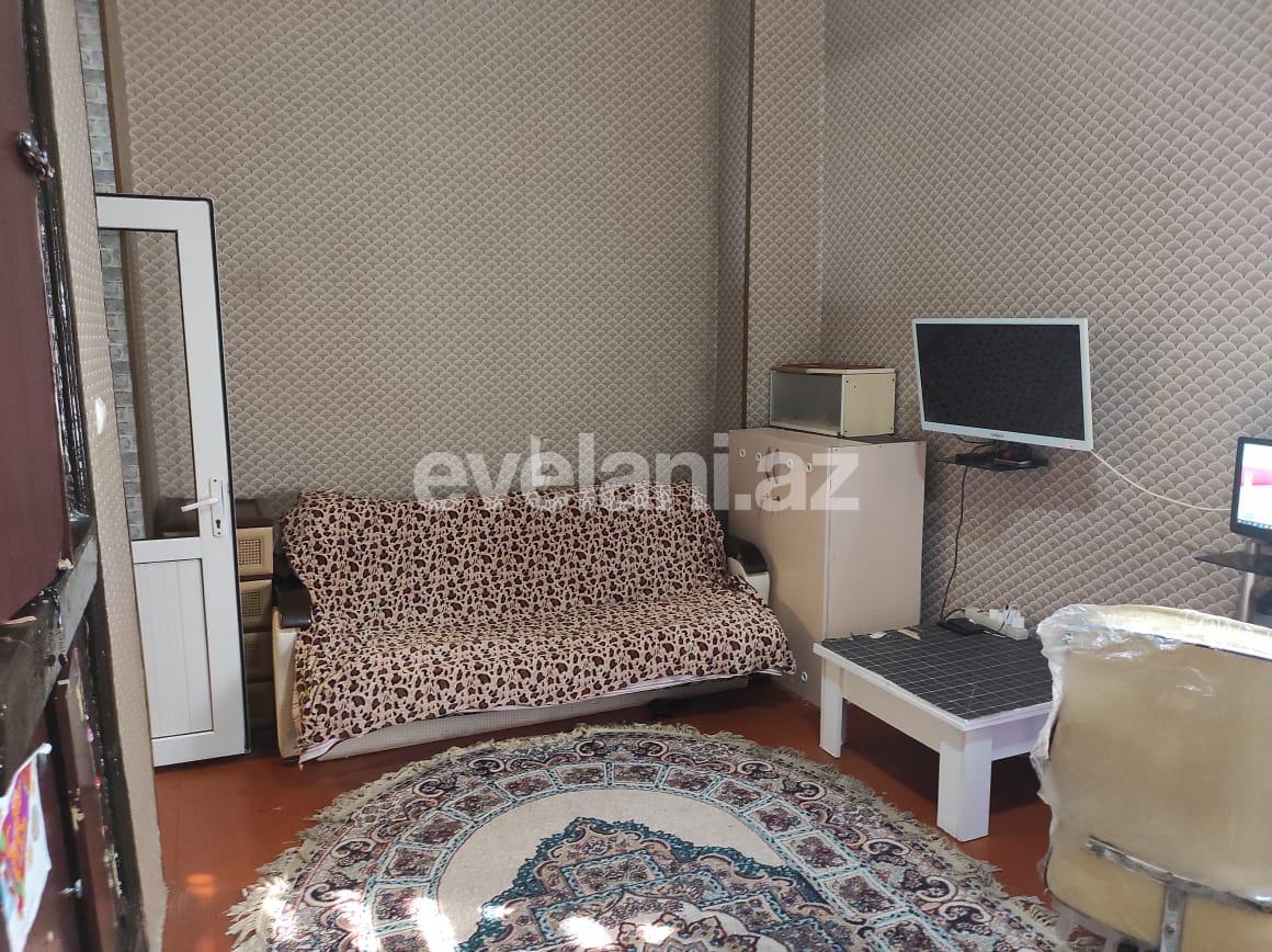 Rent, old building, 1 room, 30 m², Sahil m.