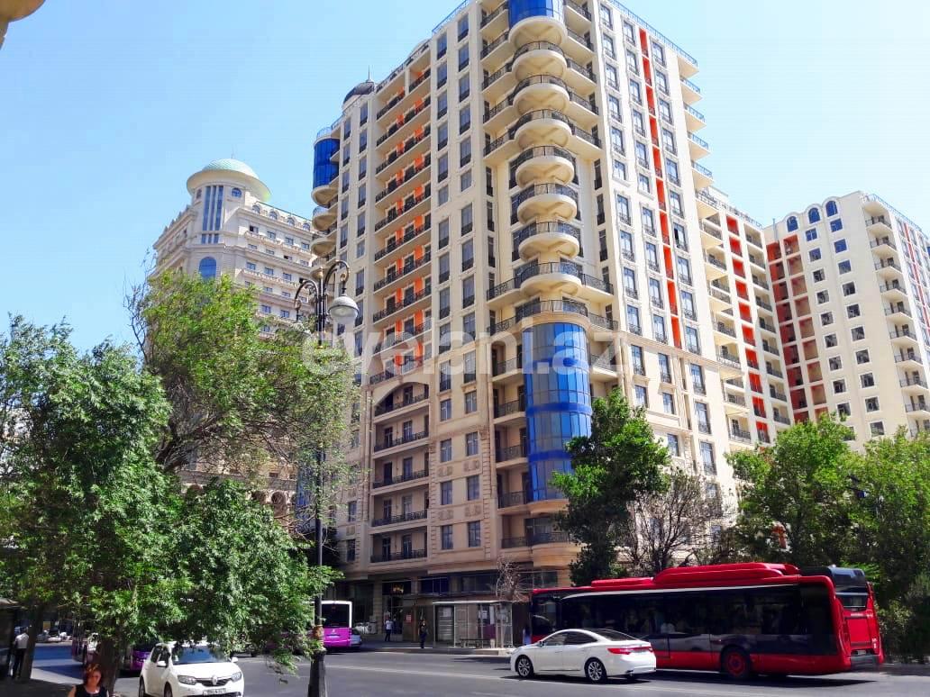 Satılır, yeni tikili, 3 otaqlı, 177 m², Elmlər Akademiyası m.