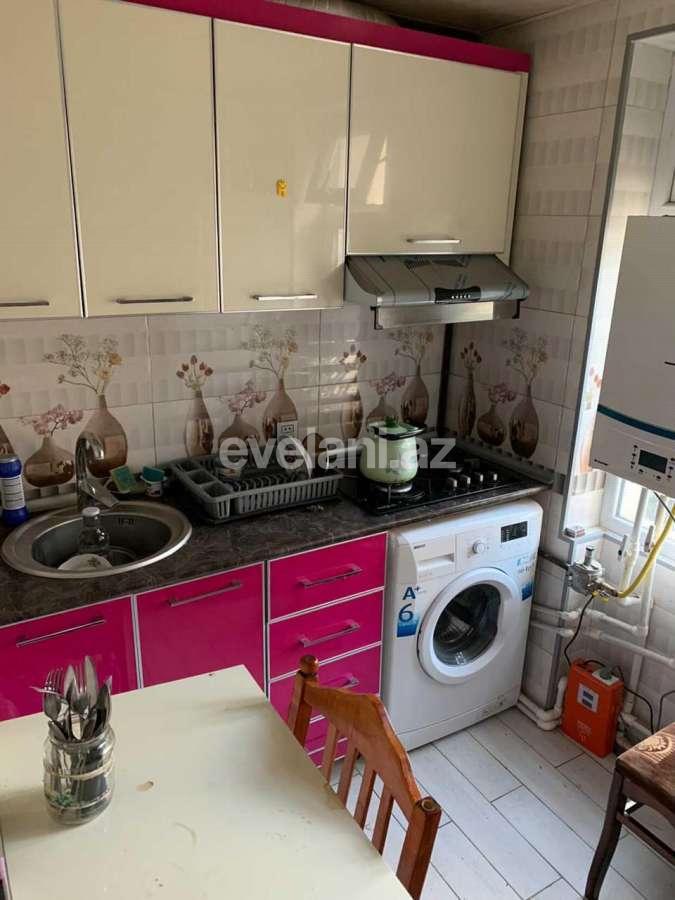 Kirayə verilir, köhnə tikili, 2 otaqlı, 60 m², Elmlər Akademiyası m.