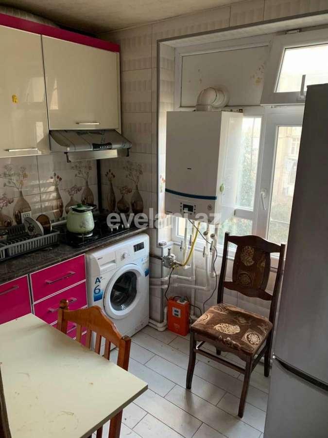 Kirayə verilir, köhnə tikili, 2 otaqlı, 60 m², Elmlər Akademiyası m.