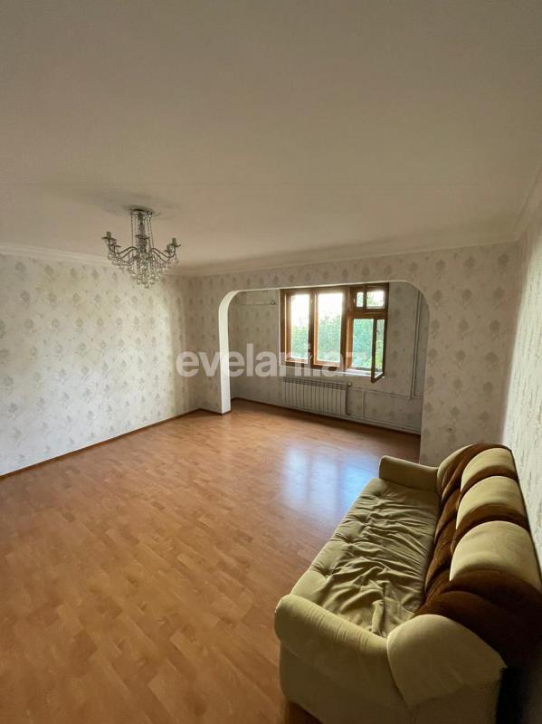 Satılır, köhnə tikili, 2 otaqlı, 60 m², Elmlər Akademiyası m.