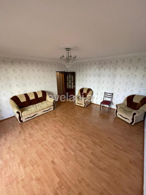 Satılır, köhnə tikili, 2 otaqlı, 60 m², Elmlər Akademiyası m.